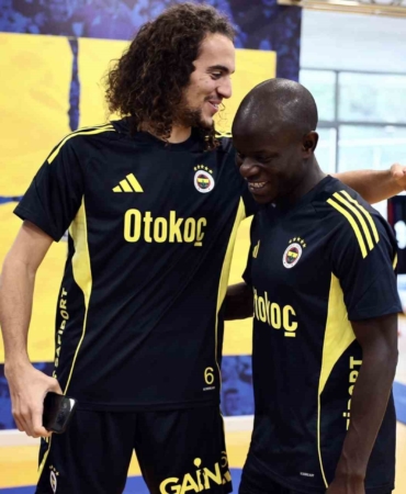 fenerbahce-5-futbolcu-transfer-etti-vJU4HpqL.jpg