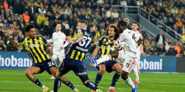 fenerbahce-7-mac-sonra-kalesini-gole-kapatti-Hu9CiP8j.jpg