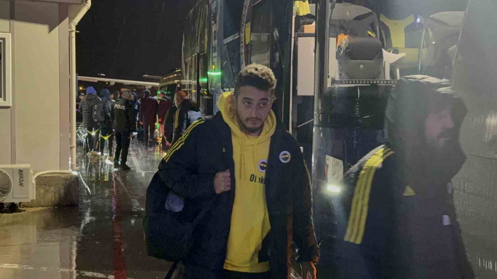 fenerbahce alanyada 3 eH3sBF8w