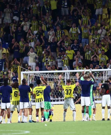 fenerbahce-avrupa-kupalarinda-evinde-3-mac-sonra-kazandi-UhEGw4iq.jpg