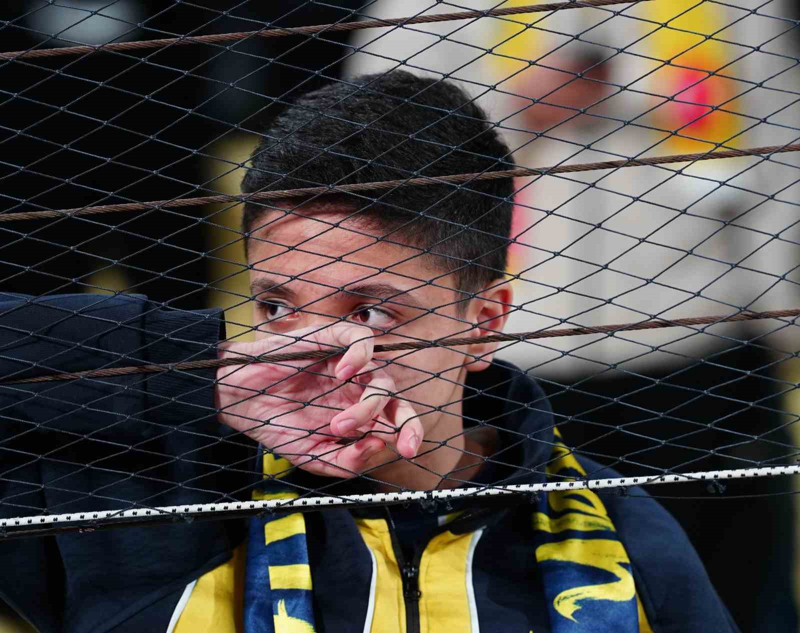 fenerbahce avrupa liginde 3 maglubiyetini aldi 1