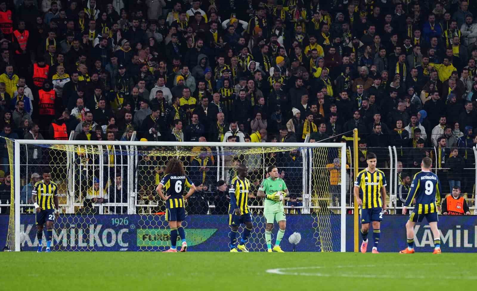 fenerbahce avrupa liginde turu zora soktu 0 MwRBAR1e