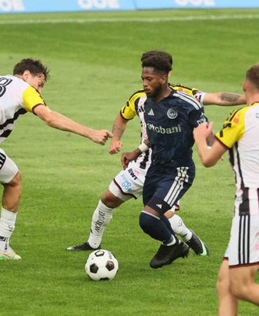 fenerbahce-avusturya-kampini-lask-linz-galibiyetiyle-tamamladi-Y1459QLJ.jpg