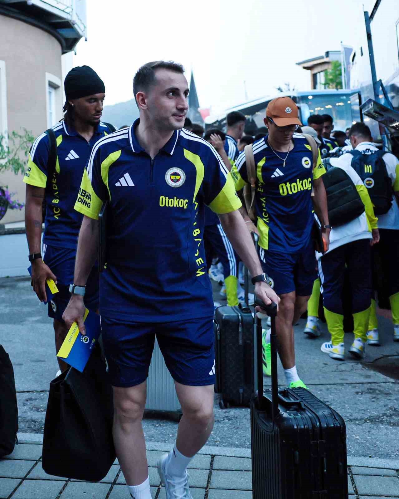 fenerbahce avusturyada 9 WzWtUQN7