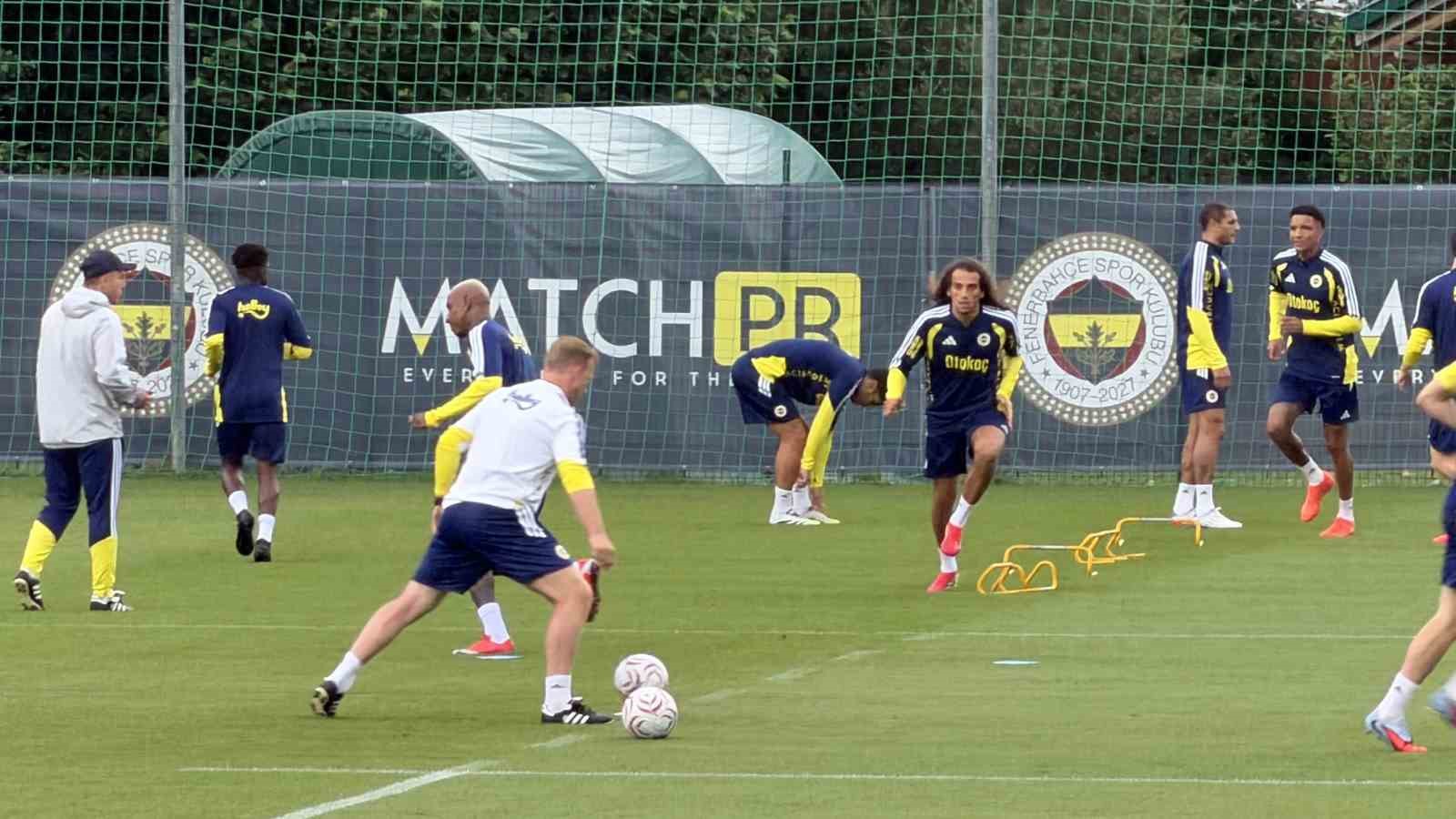 Fenerbahçe, Avusturya’da günü çift antrenmanla tamamladı 8 fenerbahce avusturyada gunu cift antrenmanla tamamladi 4 IstO7nn6