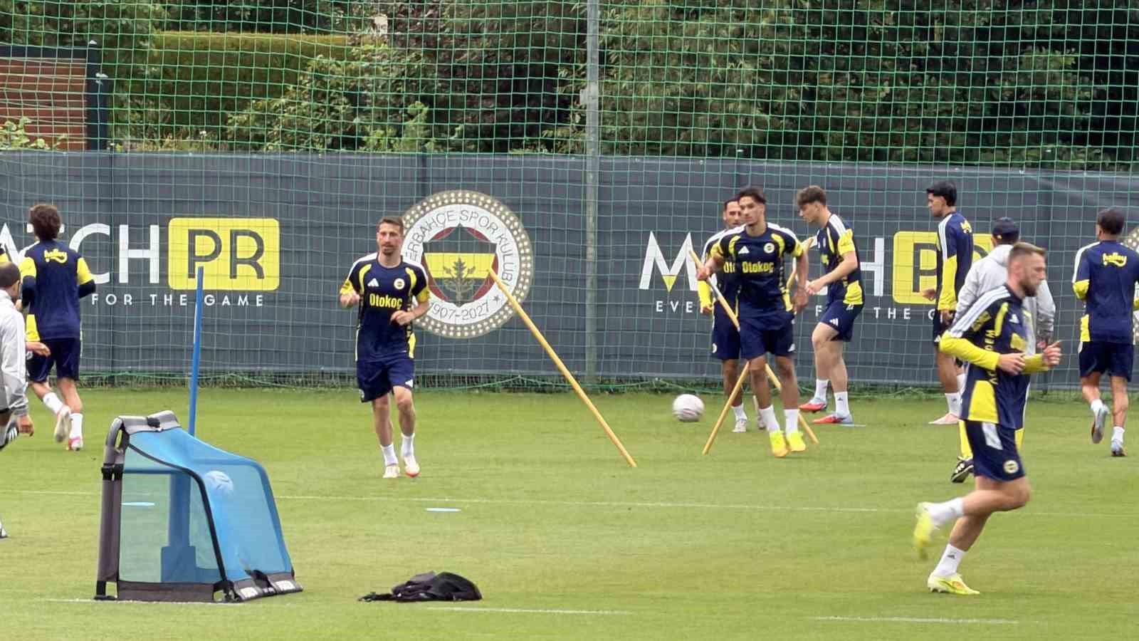 Fenerbahçe, Avusturya’da günü çift antrenmanla tamamladı 10 fenerbahce avusturyada gunu cift antrenmanla tamamladi 6 sTFpblw7
