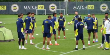 fenerbahce-avusturyada-gunu-cift-antrenmanla-tamamladi-DMRS9YuU.jpg