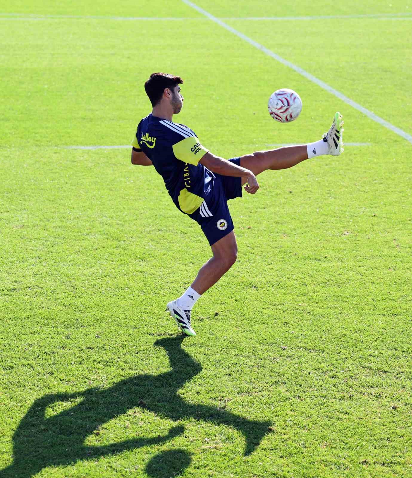 fenerbahce avusturyadaki hazirliklarina devam etti 1 yIkJB5ki