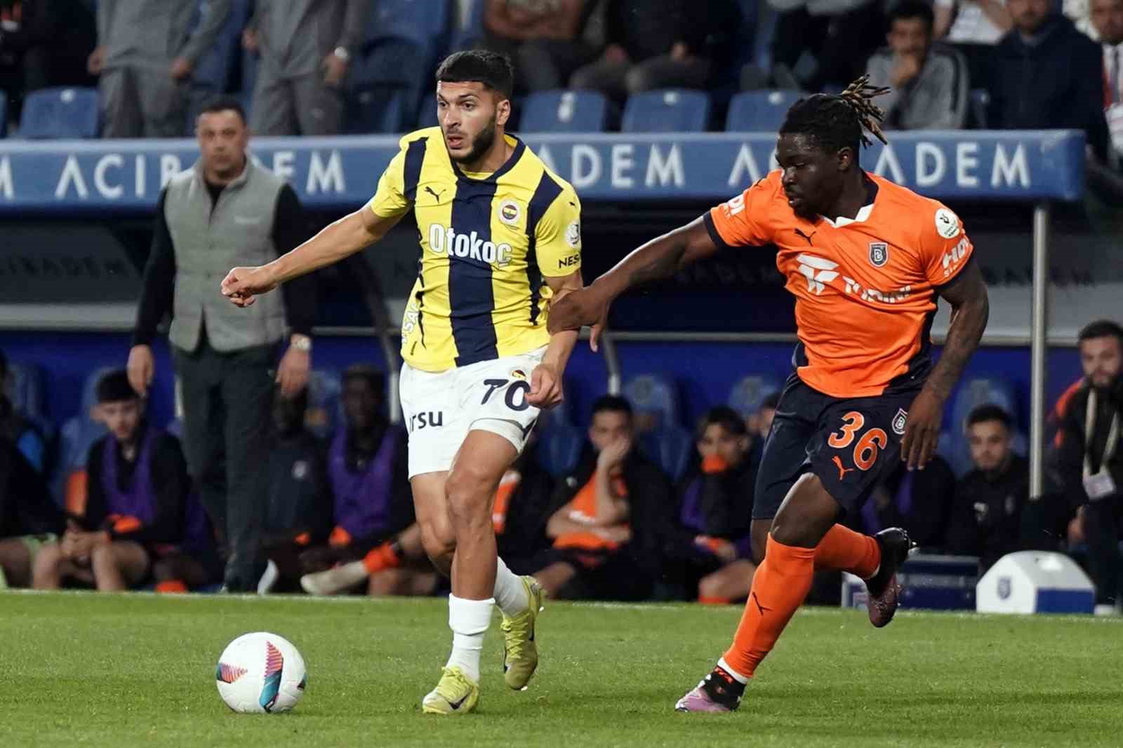 fenerbahce basaksehire konuk olacak 1 mUgErLy5
