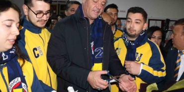 fenerbahce-baskani-saran-alanyada-kutuphane-acilisina-katildi-kq8HZytu.jpg