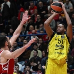 fenerbahce-beko-bonzie-colson-ile-yollarini-ayirdi-M75ugrJZ.jpg