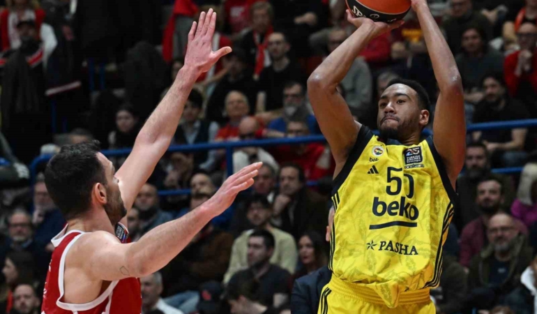 fenerbahce-beko-bonzie-colson-ile-yollarini-ayirdi-M75ugrJZ.jpg
