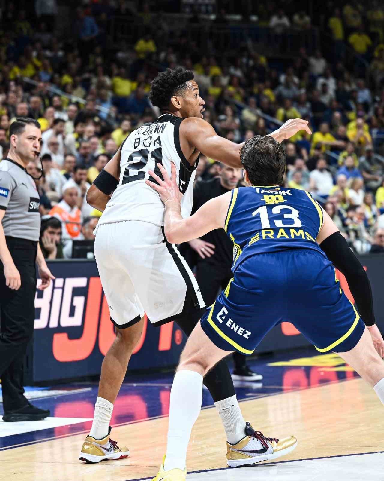 Fenerbahçe, Beşiktaş karşısında seriyi 1-1’e getirdi 10 fenerbahce besiktas karsisinda seriyi 1 1e getirdi 6 DBuIPcGr