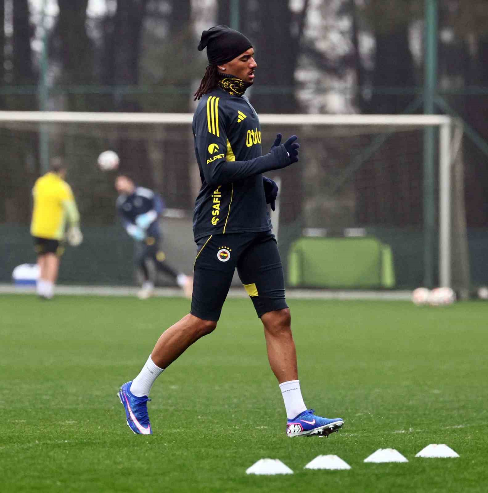 fenerbahce besiktas maci hazirliklarina basladi 10 gWlJDApQ