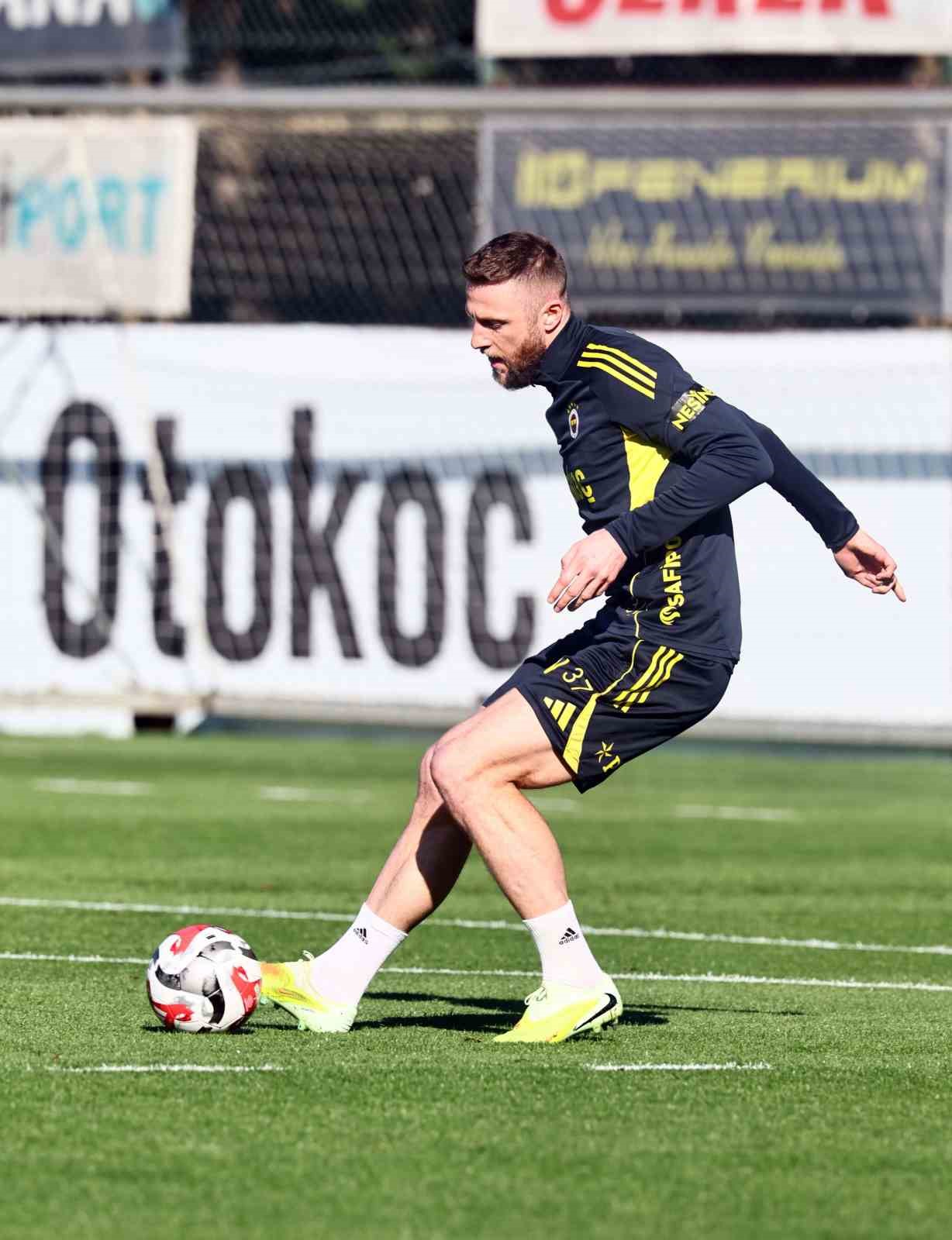 fenerbahce besiktas maci hazirliklarini surdurdu 2 bC4ll9Yw