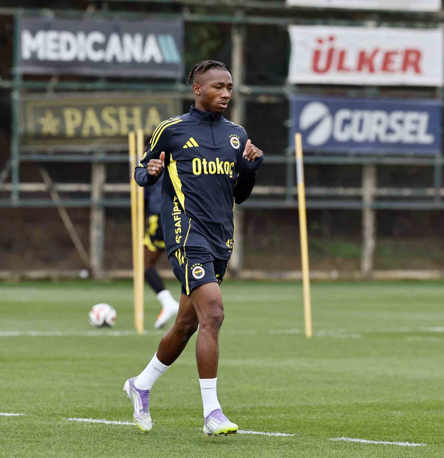 fenerbahce caykur rizespor maci hazirliklarina devam etti 3