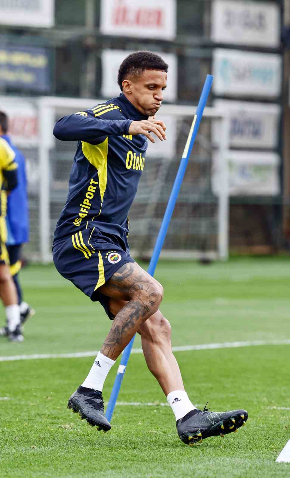 fenerbahce caykur rizespor maci hazirliklarini surdurdu 5 k5nib3qY
