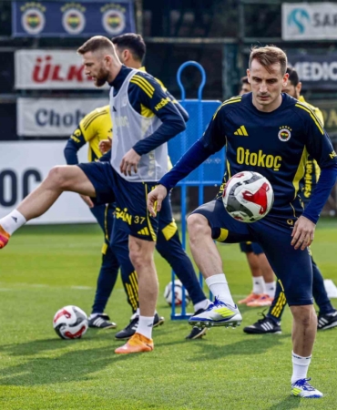 fenerbahce-caykur-rizespor-maci-hazirliklarini-surdurdu-MBuKsNmI.jpg