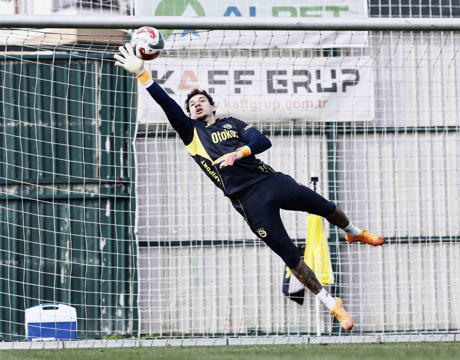 fenerbahce caykur rizespor maci hazirliklarini tamamladi 1 e87iEA68