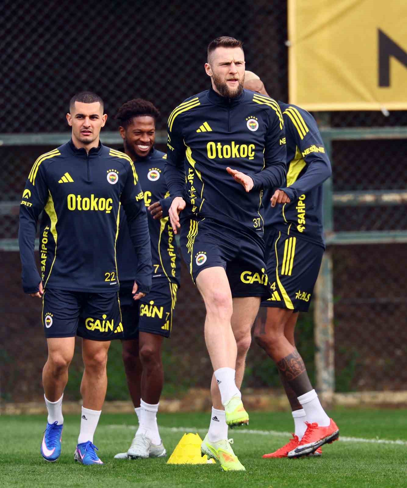 fenerbahce caykur rizespor maci hazirliklarini tamamladi 3