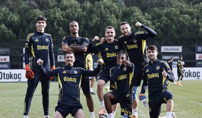fenerbahce-caykur-rizespor-maci-hazirliklarini-tamamladi-Rwh7DNO2.jpg
