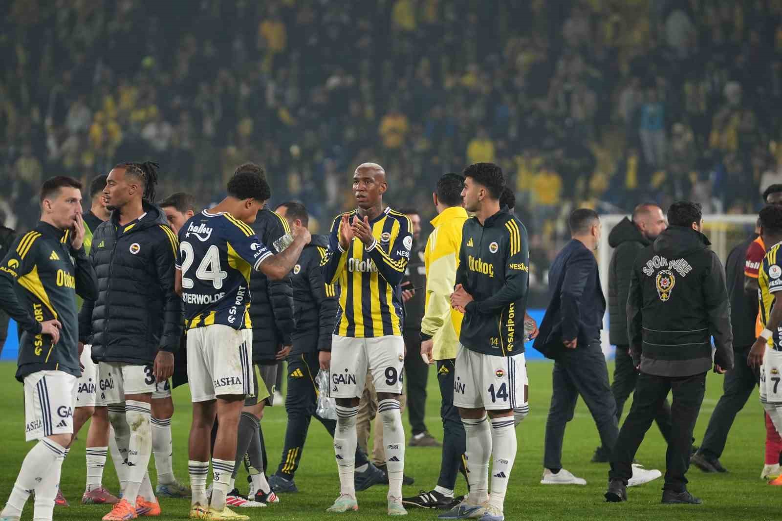 fenerbahce derbide puani uzatmada aldi 0 7tePBRCl