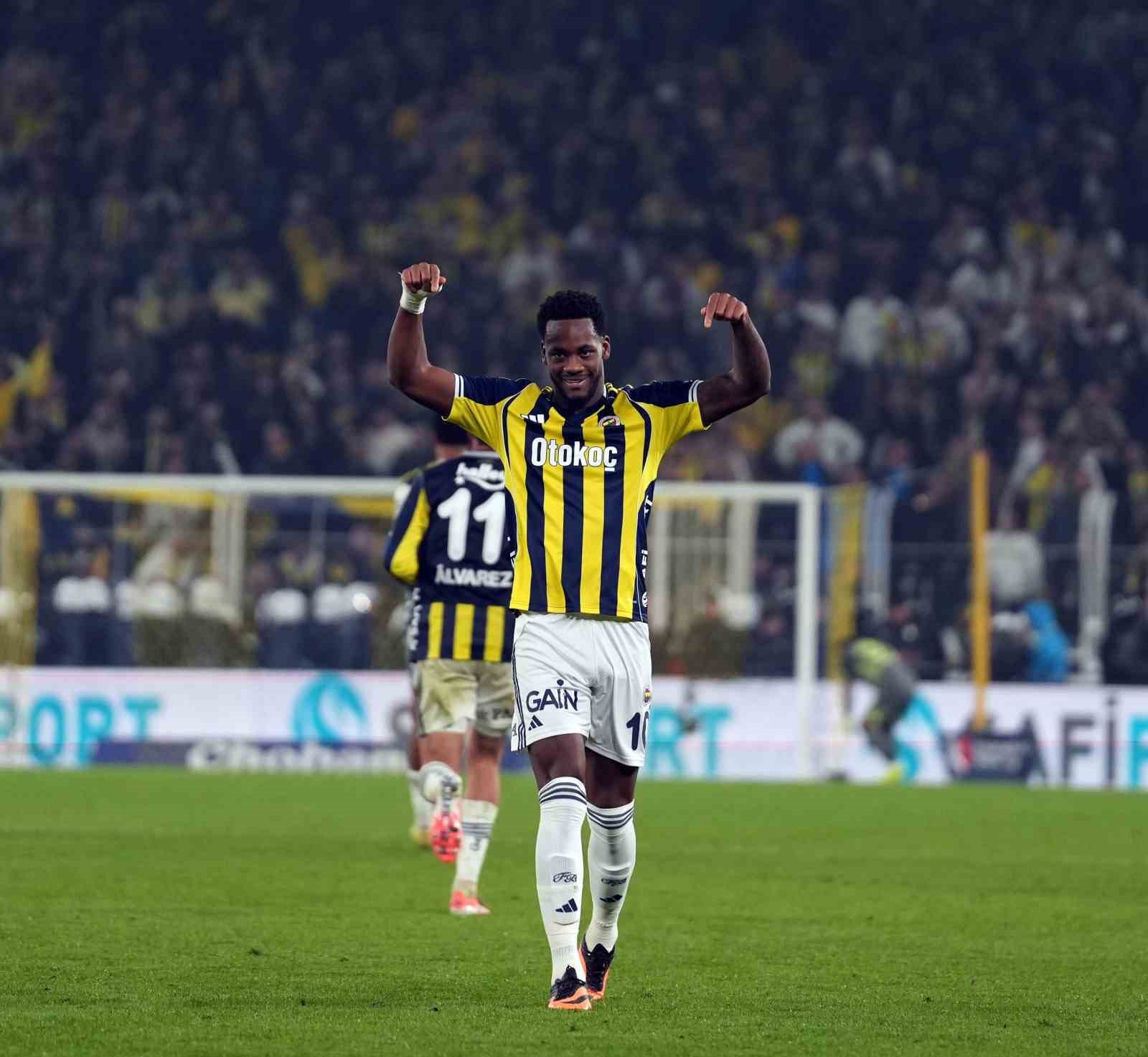 fenerbahce derbide puani uzatmada aldi 2 USbCIXBB