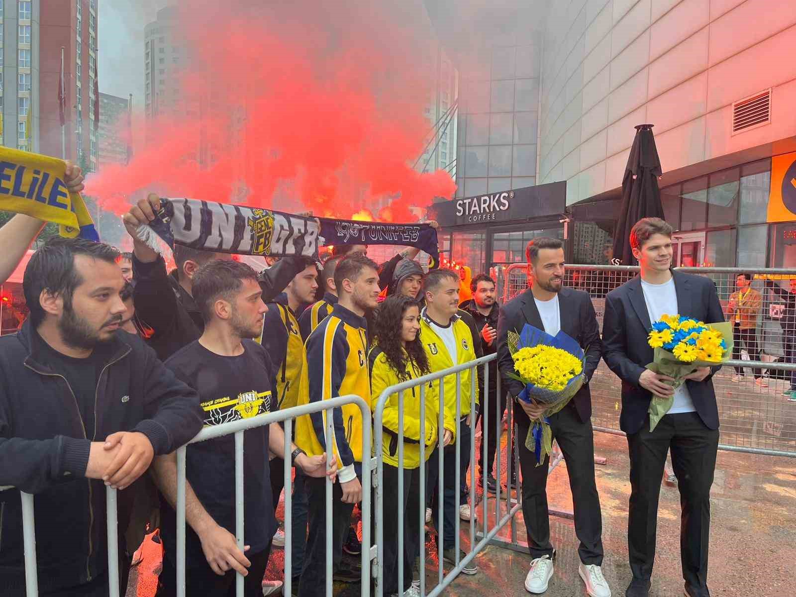 fenerbahce erkek basketbol takimi final four icin atinaya ugurlandi 0 CC76zKjM