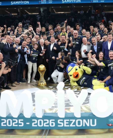 fenerbahce-erkek-basketbolda-13-kez-sampiyonluguna-ulasti-sPOcEaW1.jpg