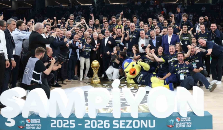 fenerbahce-erkek-basketbolda-13-kez-sampiyonluguna-ulasti-sPOcEaW1.jpg