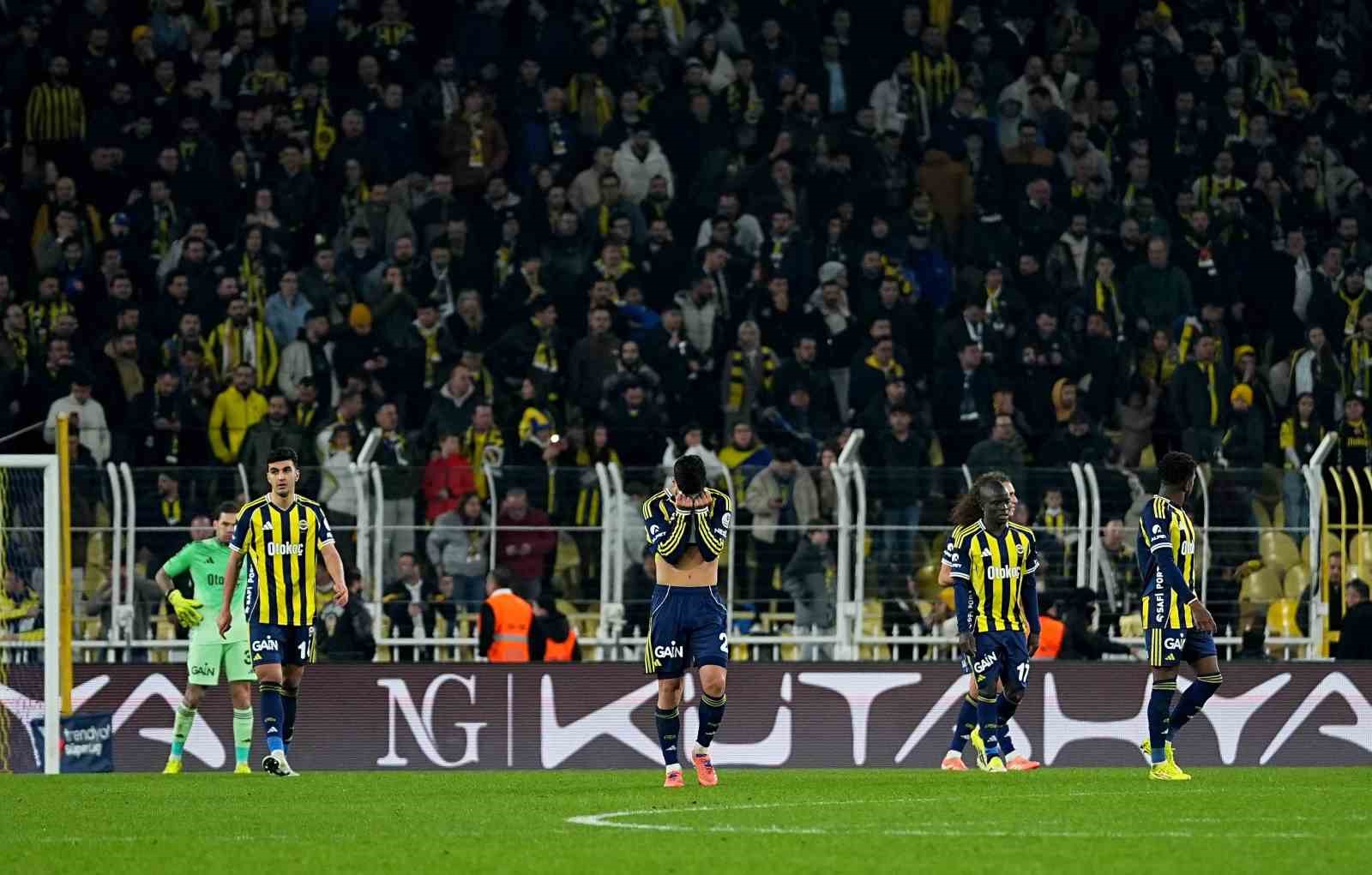 Fenerbahçe, evinde 4. kez puan kaybetti 4 fenerbahce evinde 4 kez puan kaybetti 0 R1Gy6M3O