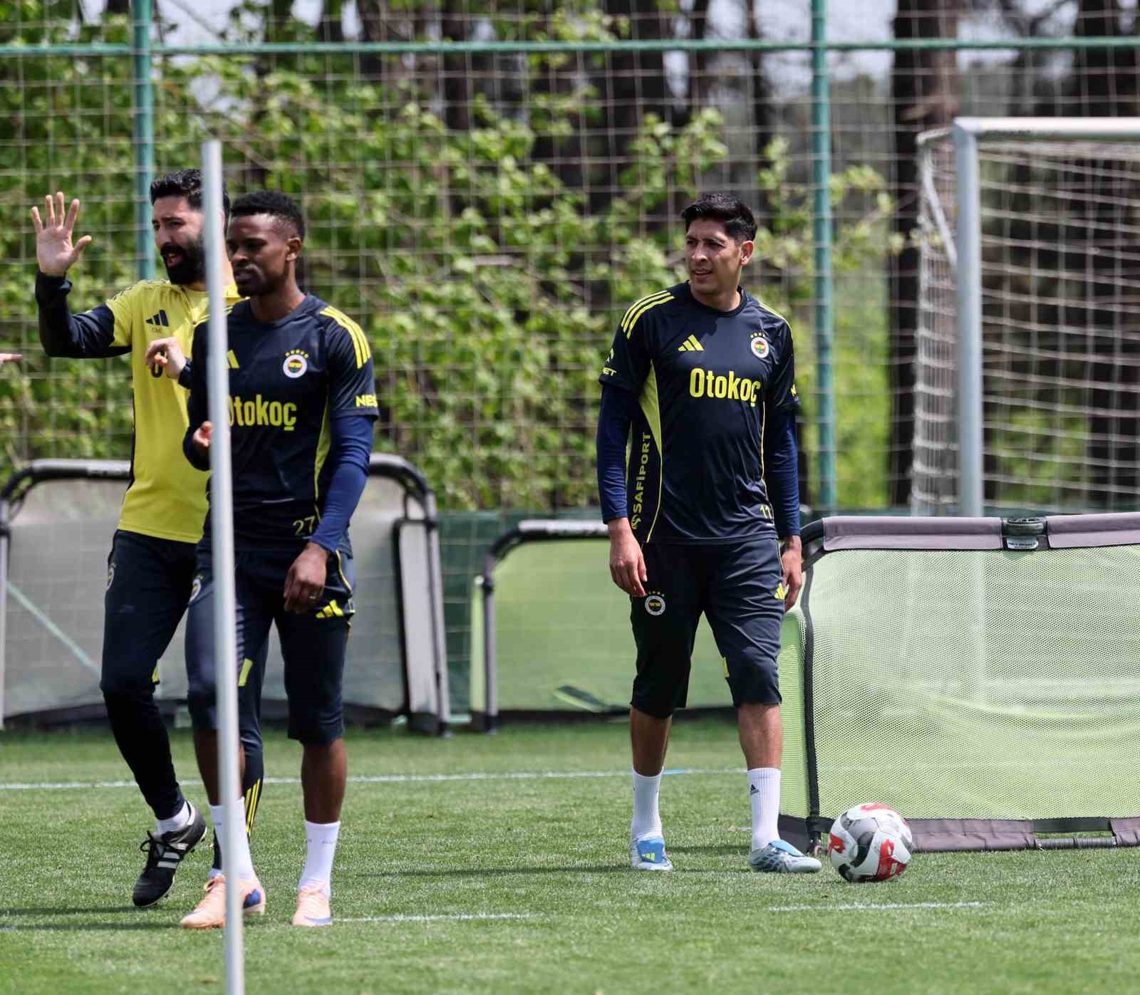 fenerbahce eyupspor maci hazirliklarina devam etti 1 lPFmlHUt