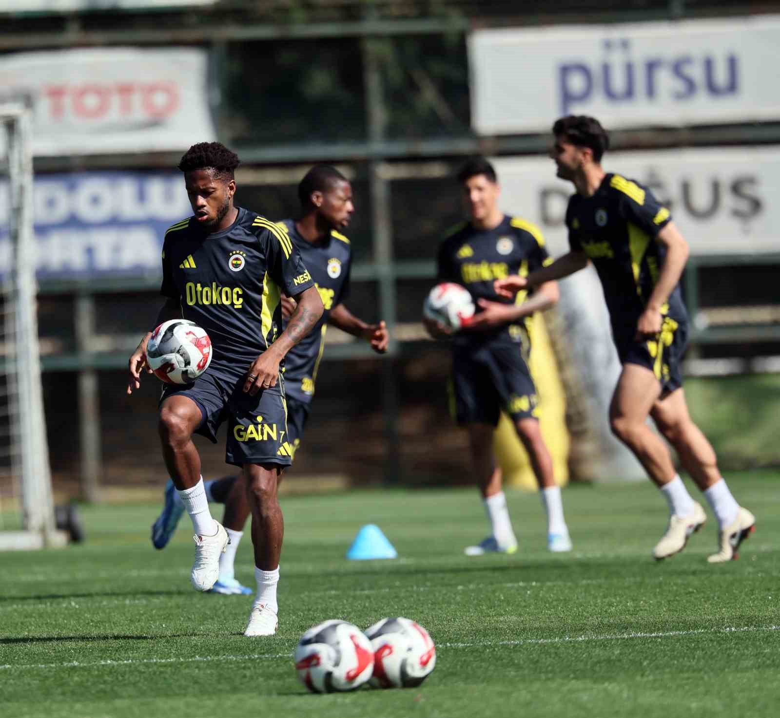 fenerbahce eyupspor maci hazirliklarini surdurdu 5 a7YiyglG