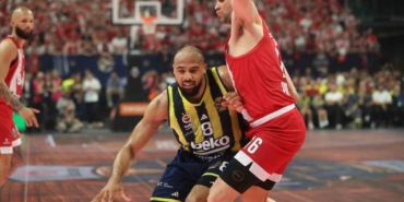 fenerbahce-final-foura-yari-finalde-veda-etti-ykP7mEzM.jpg