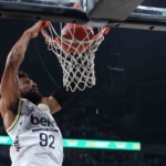 fenerbahce-final-serisinde-2-1-one-gecti-LbDr7Jbf.jpg