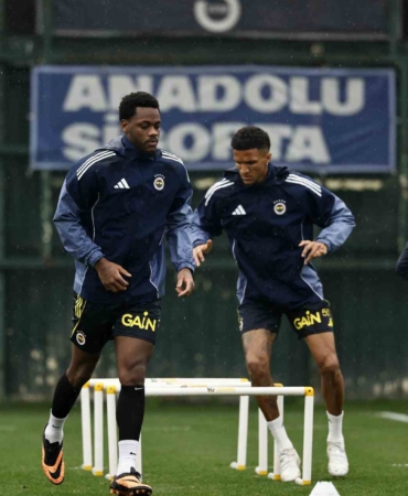 fenerbahce-galatasaray-derbisinin-hazirliklarina-basladi-hW28ivE3.jpg