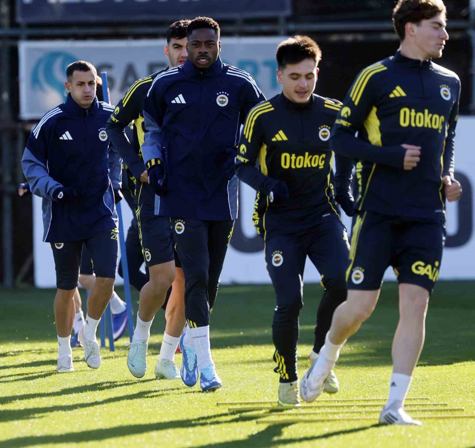 fenerbahce galatasaray derbisinin hazirliklarini tamamladi 1 EVPe1C1d