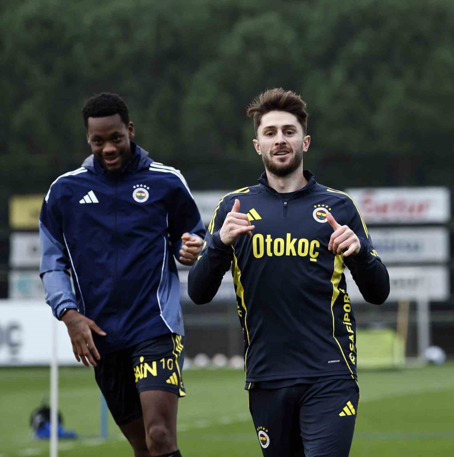 fenerbahce galatasaray maci hazirliklarini tamamladi 1 mVhEEXMP