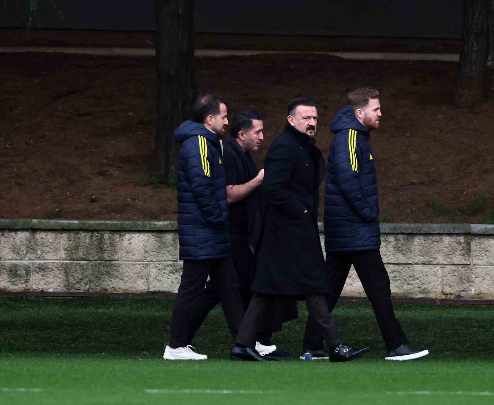Fenerbahçe, Gaziantep FK maçı hazırlıklarına başladı 5 fenerbahce gaziantep fk maci hazirliklarina basladi 1 I8FeX8iK