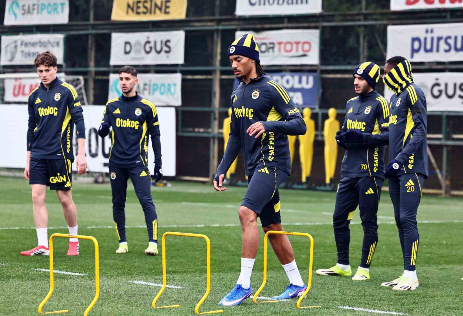 fenerbahce gaziantep fk macinin hazirliklarini tamamladi 0 9wdch1Me