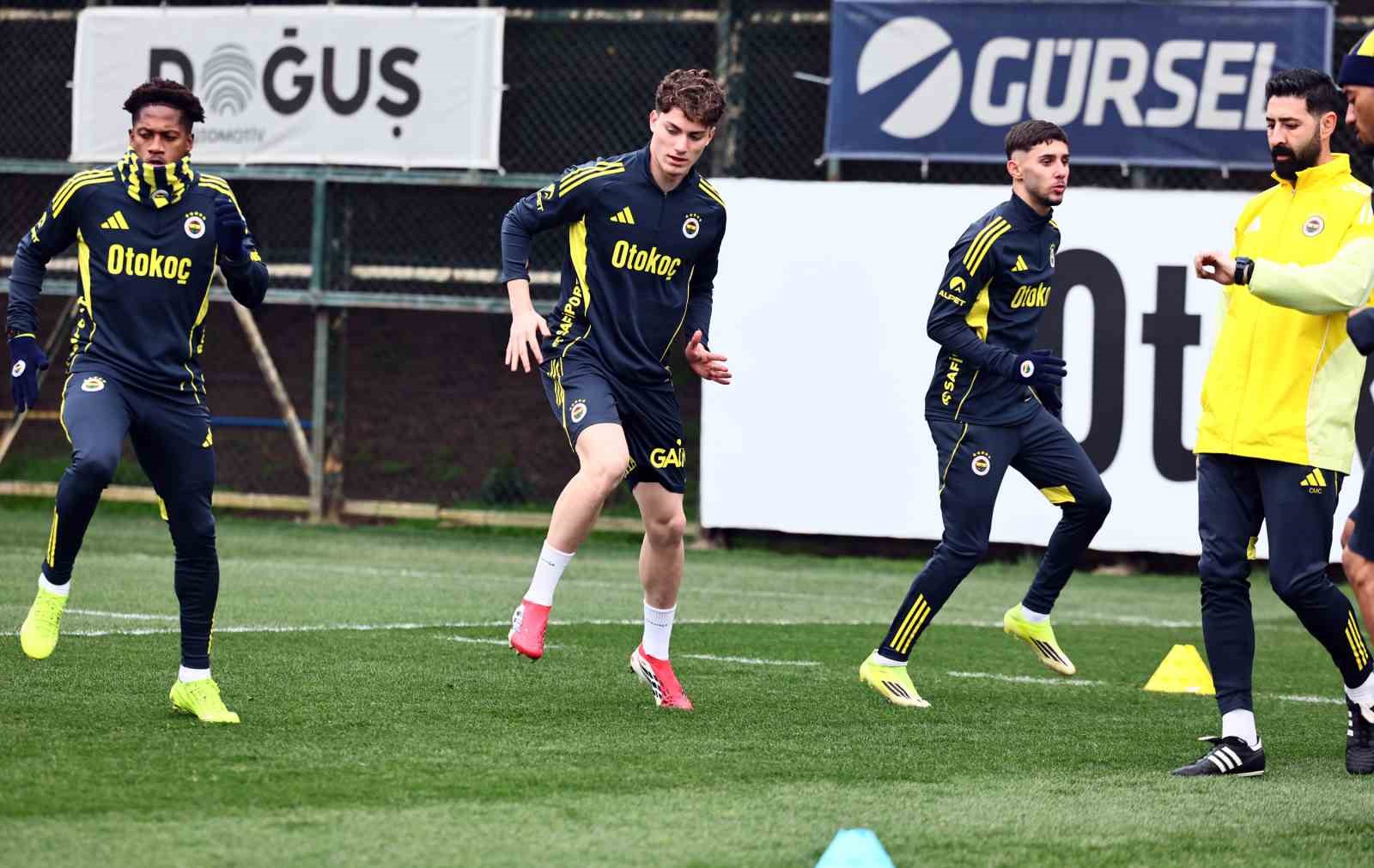 fenerbahce gaziantep fk macinin hazirliklarini tamamladi 1 wvFvO9vz