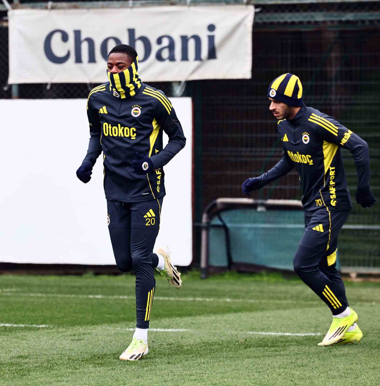 fenerbahce gaziantep fk macinin hazirliklarini tamamladi 3 AAWhIC4P