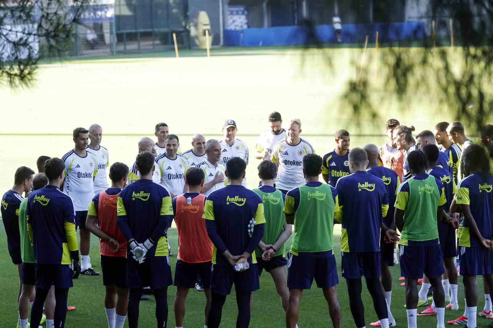 fenerbahce gornik zabrze maci hazirliklarini surdurdu 0 86DbBmw1