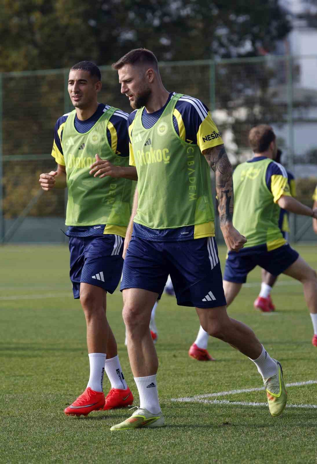 Fenerbahçe, Gornik Zabrze maçı hazırlıklarını sürdürdü 9 fenerbahce gornik zabrze maci hazirliklarini surdurdu 5 rs71OM9X