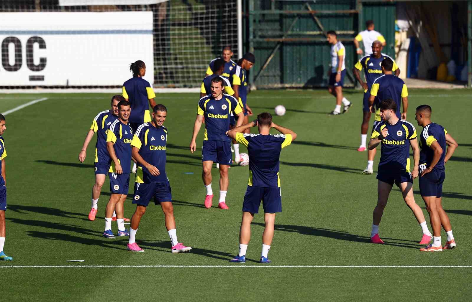 Fenerbahçe, Gornik Zabrze maçına hazır 8 fenerbahce gornik zabrze macina hazir 4 MFR16auL