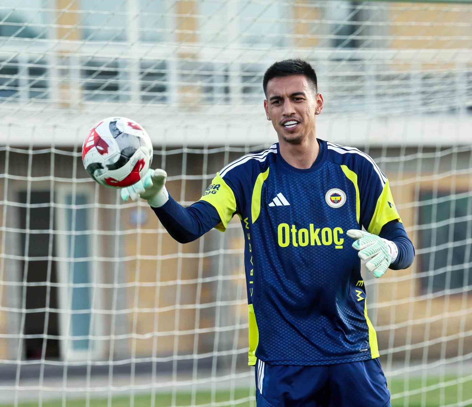 fenerbahce gunu cift antrenmanla tamamladi 5 GNeTV8ba