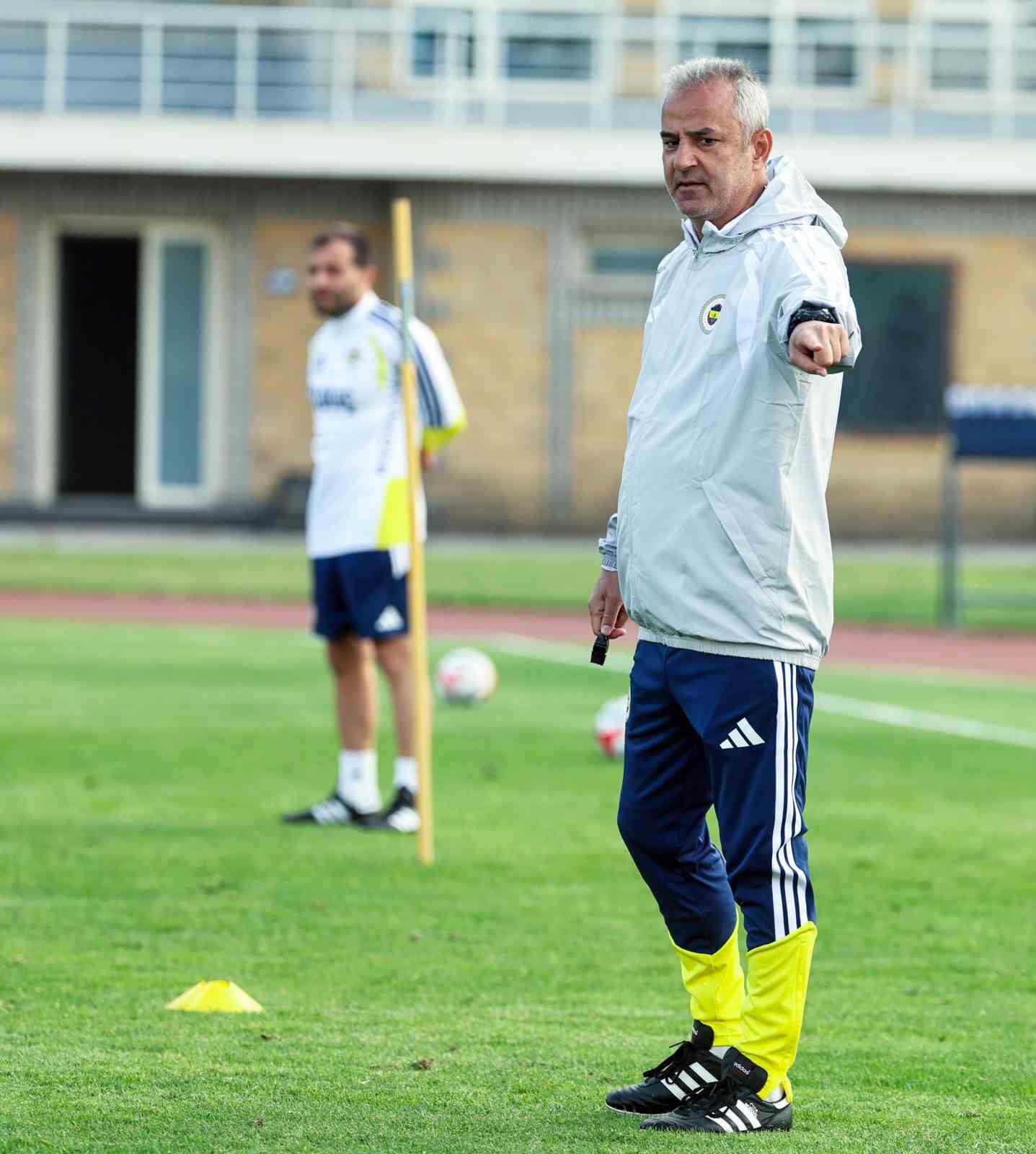 fenerbahce gunu cift antrenmanla tamamladi 7