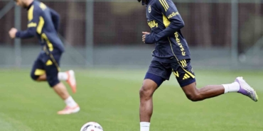 fenerbahce-gunu-cift-antrenmanla-tamamladi-kCQDCeZs.jpg