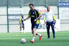 Fenerbahçe’de milli futbolcular sağlık kontrolünden geçti 1 thumbnail