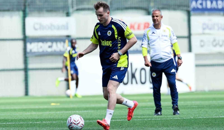 fenerbahce-hazirliklarini-surdurdu-1DC17cHY.jpg